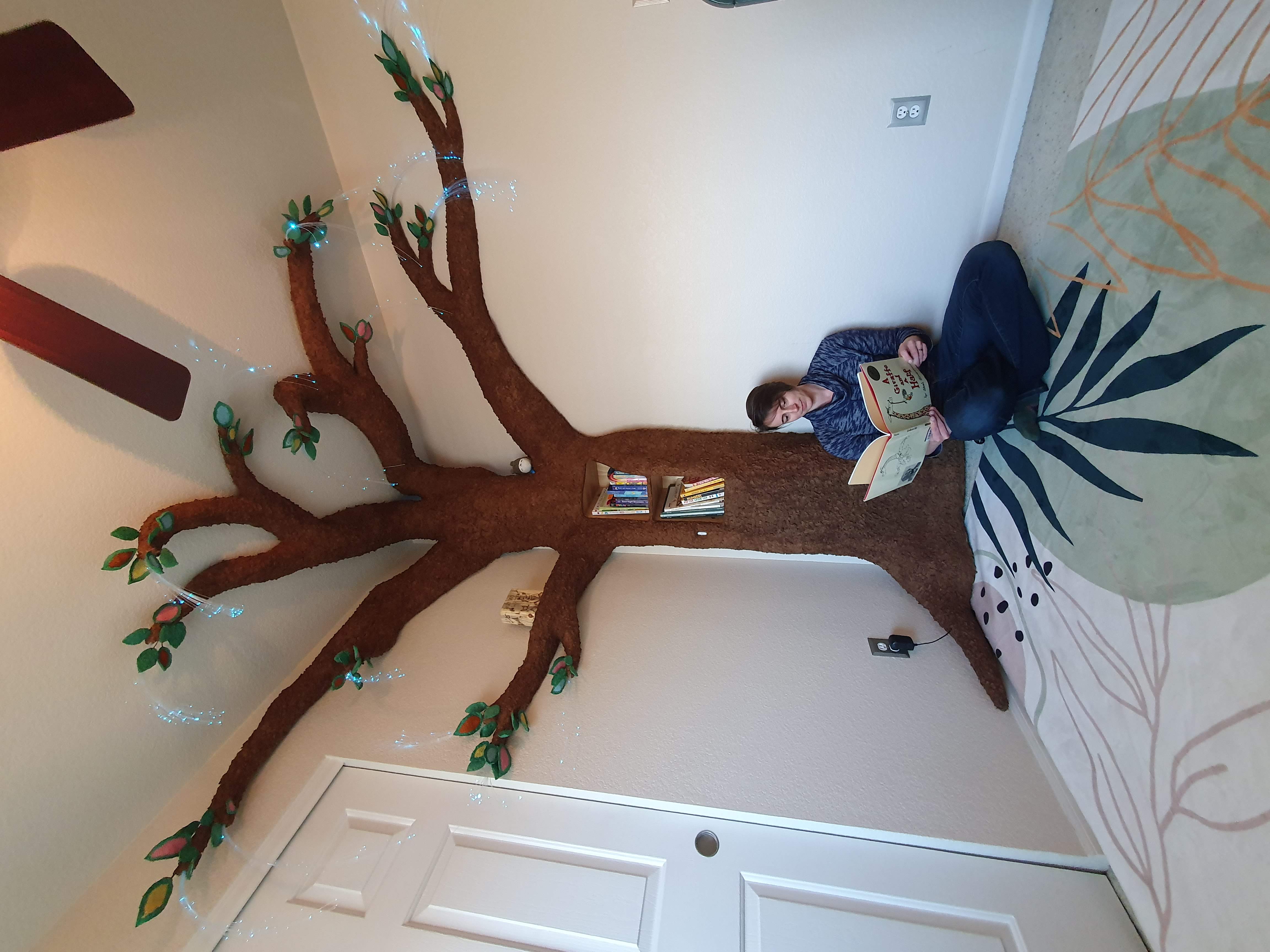 Detail view 3 of Yggdrasil